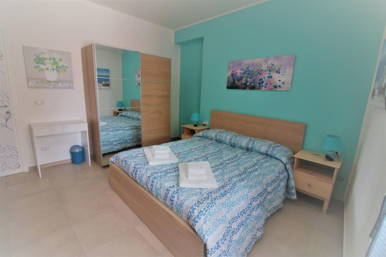 Bed and Breakfast La Rosatea Монреале Экстерьер фото