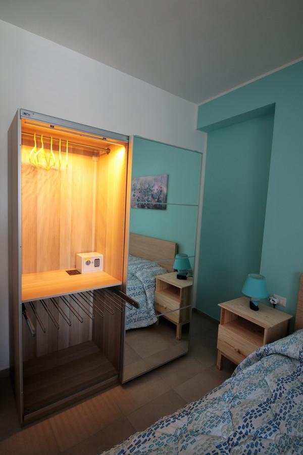 Bed and Breakfast La Rosatea Монреале Экстерьер фото